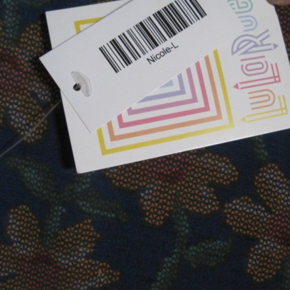 Lularoe Daisy Nicole Dress - Picture 4 of 7